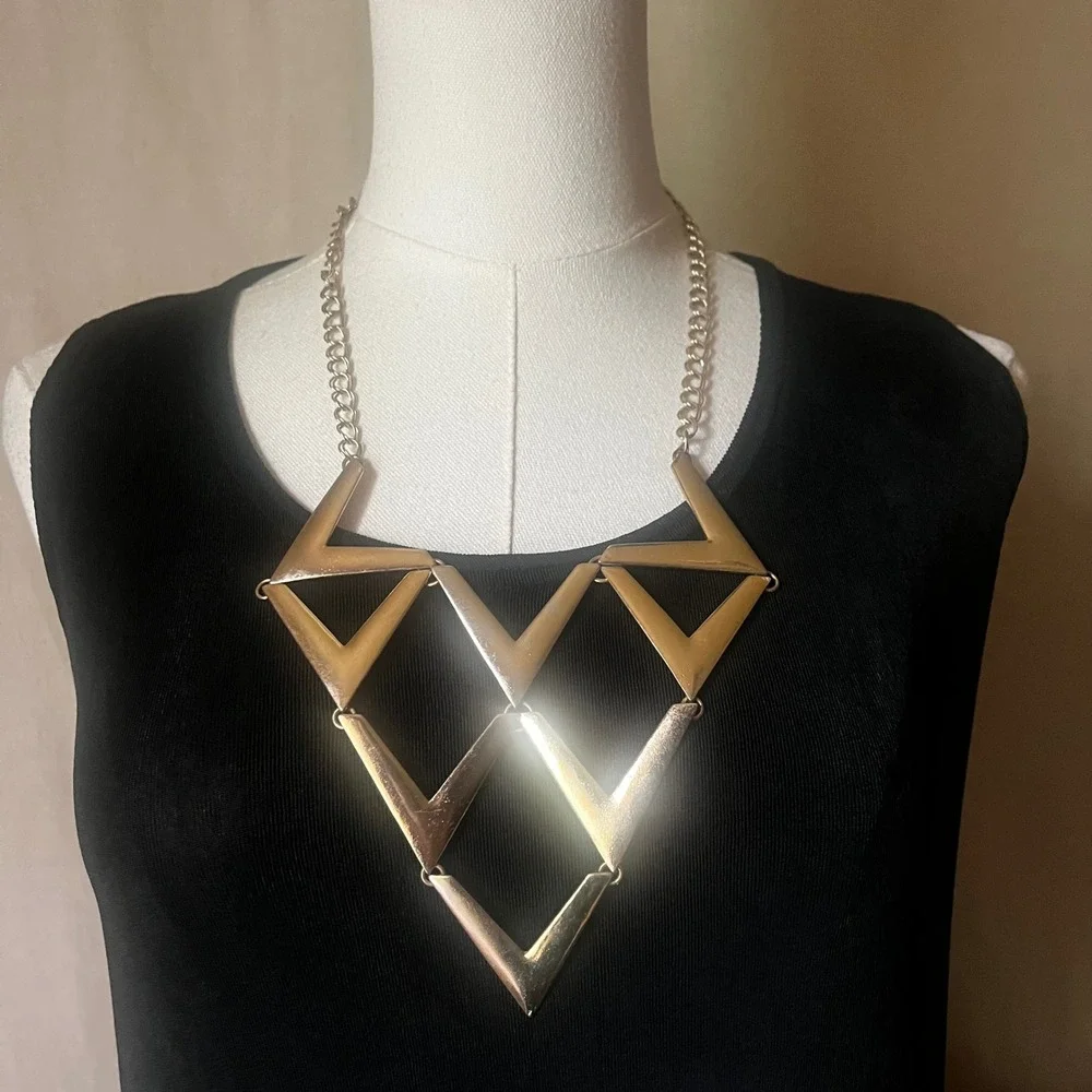 Vintage Gold Tone Geometric Chevron Statement Necklace Modernist Bib 19-22